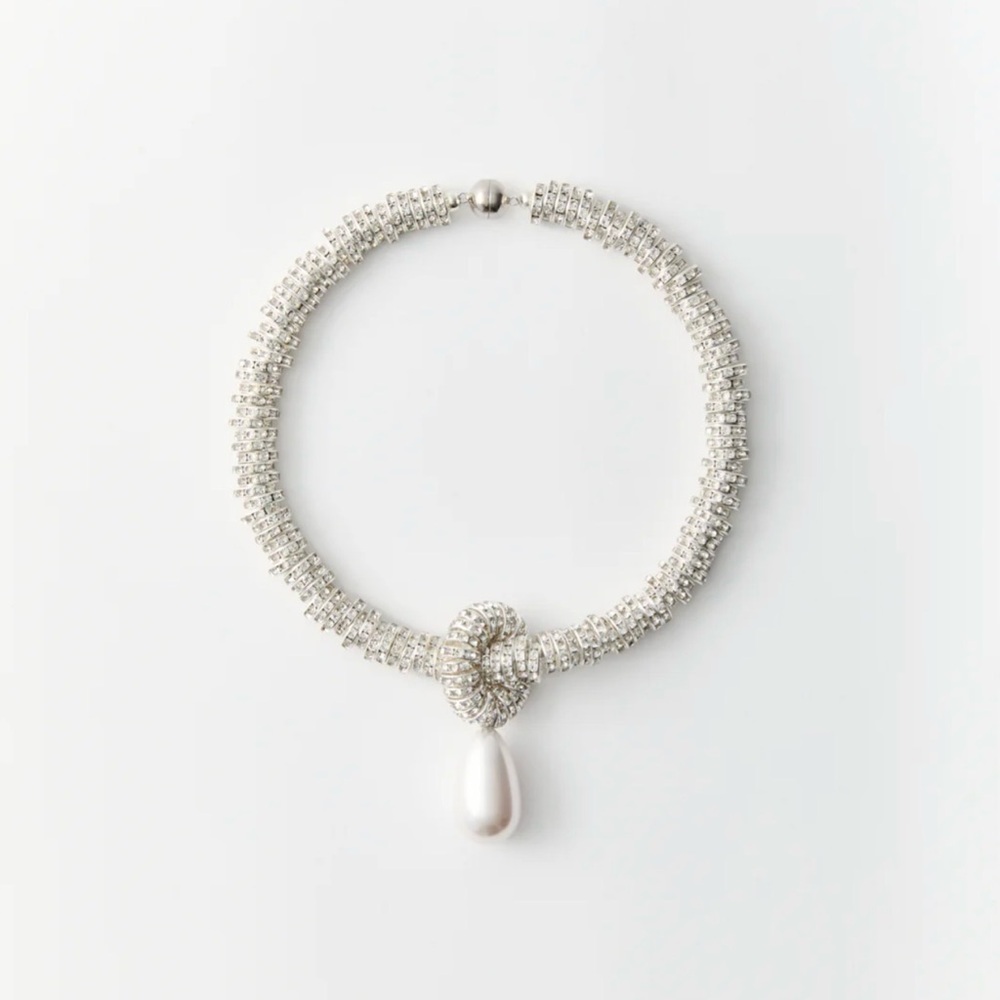 Julietta Pearl Drop Necklace - Picture 2 of 6